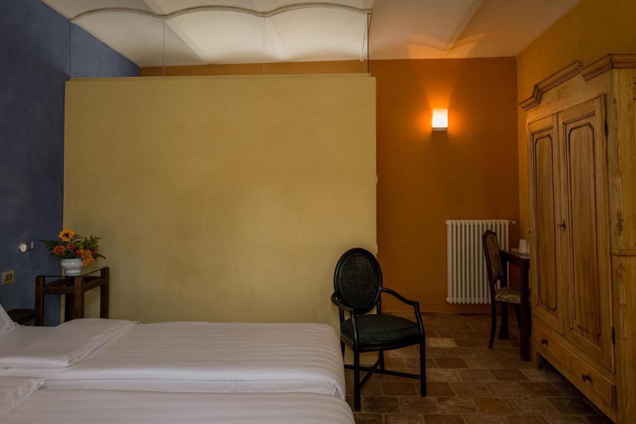 Albergo Real Castello Verduno Екстериор снимка