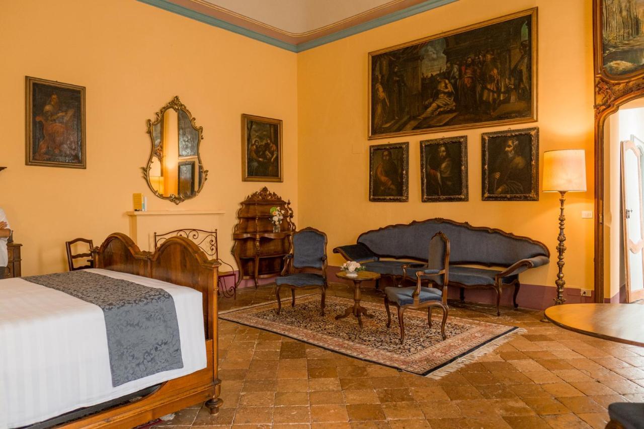 Albergo Real Castello Verduno Екстериор снимка
