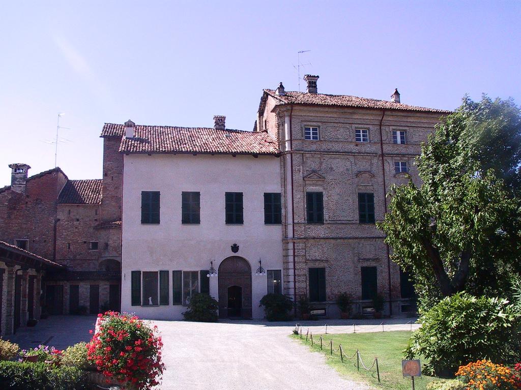 Albergo Real Castello Verduno Екстериор снимка